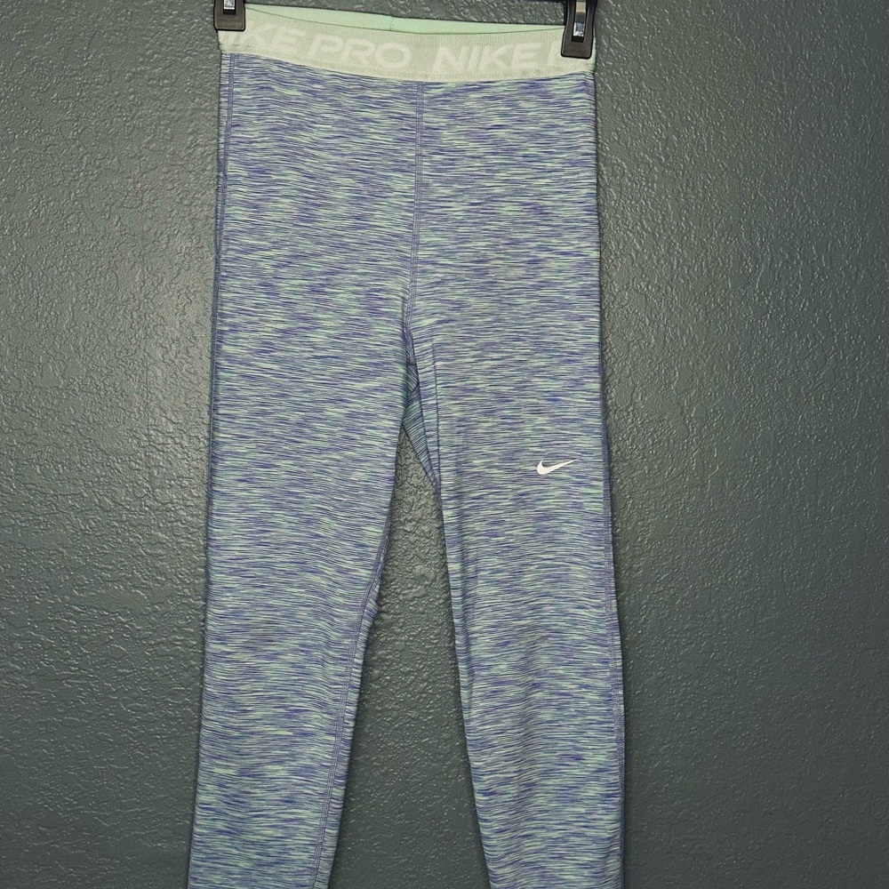 Nike leggings